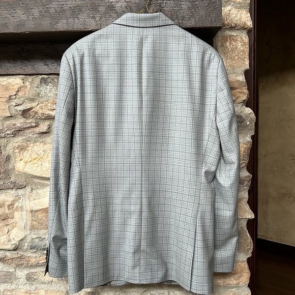 Hugo Boss Suit - Picture 3 of 7